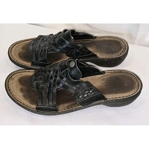 UGG Brown‎ Slip On Leather Sandals Womens Size 6